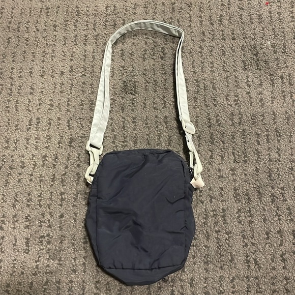 Navy blue utility bag - Picture 2 of 4